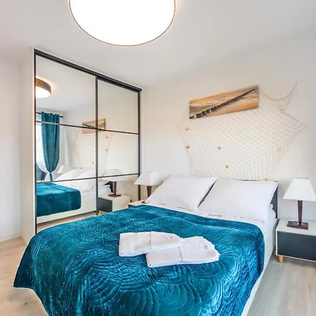 504 Premium Nadmorskie Tarasy - Garage&pool Included Kołobrzeg